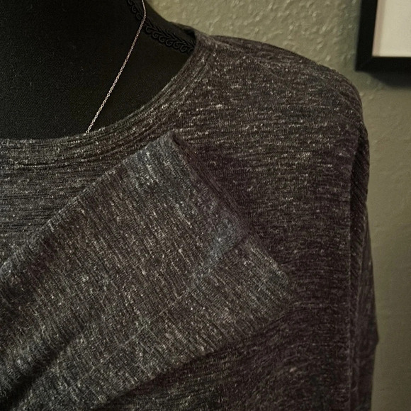Gray forever 21 long sleeve - Picture 3 of 4